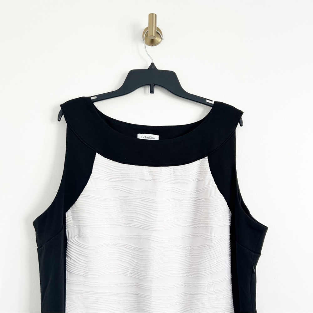 Calvin Klein Colorblock Black & White Paneled Sheath Dress Size 22W - Picture 2 of 5